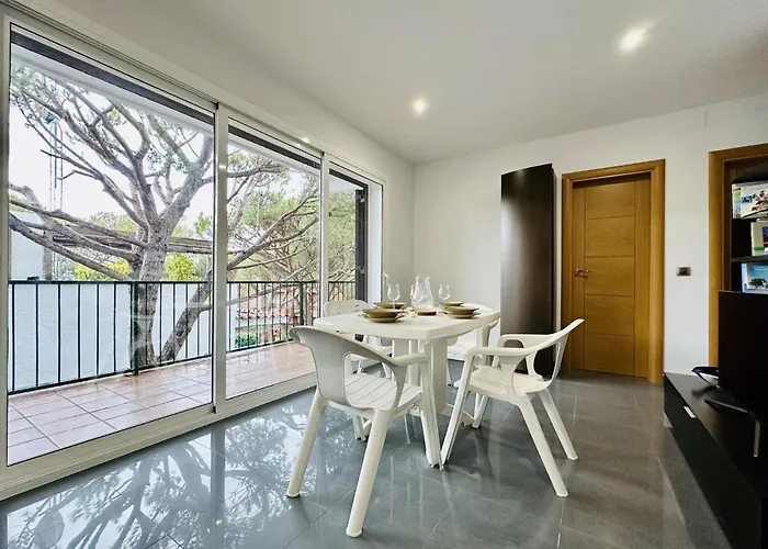 Paradis Costabravasi Апартаменты *